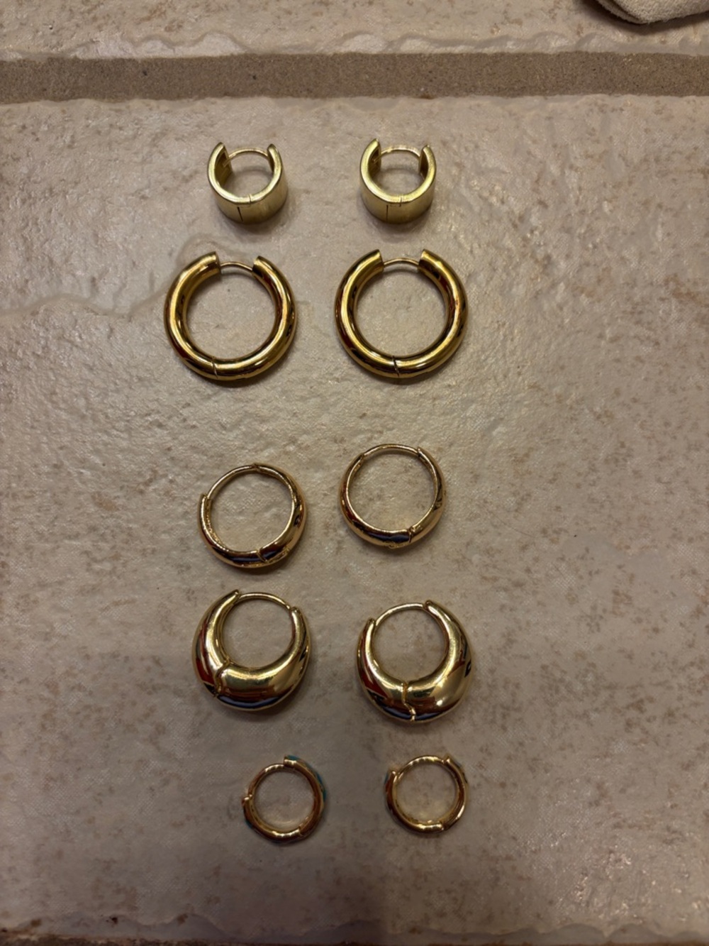 Gold Tone Hoop Earring Set - 5 Pairs